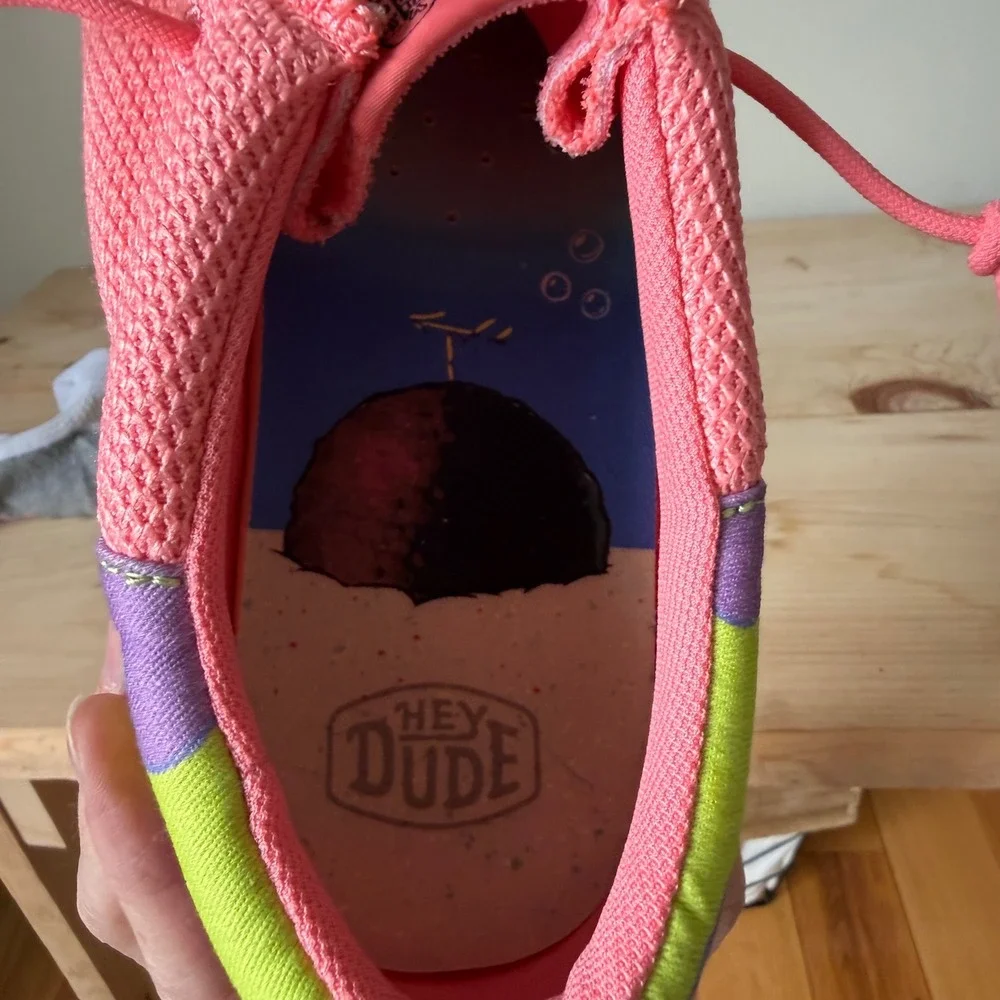 HEYDUDE x SpongeBob Patrick Star Wally Funk Shoes Men's 12 Pink Green 42897-66U